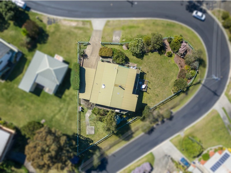 84 Annetts Parade, Mossy Point NSW 2537