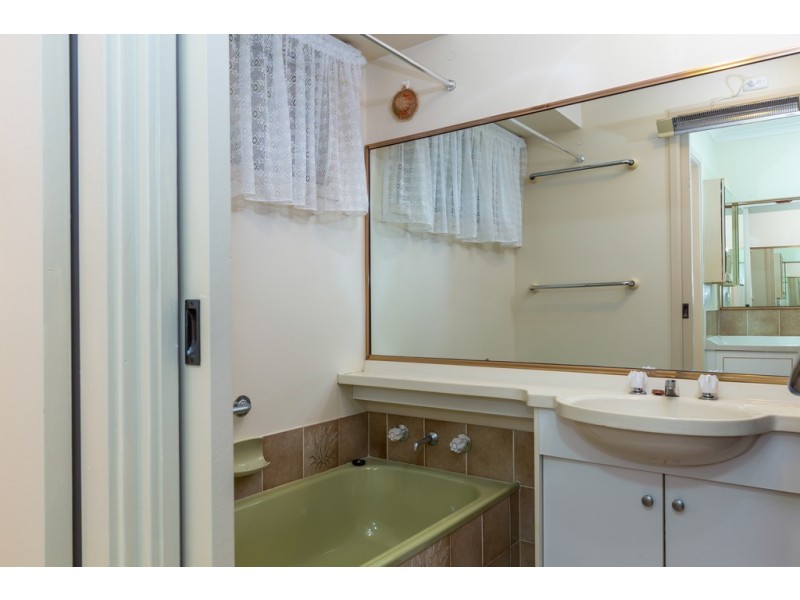 3 Forest Parade, Tomakin NSW 2537