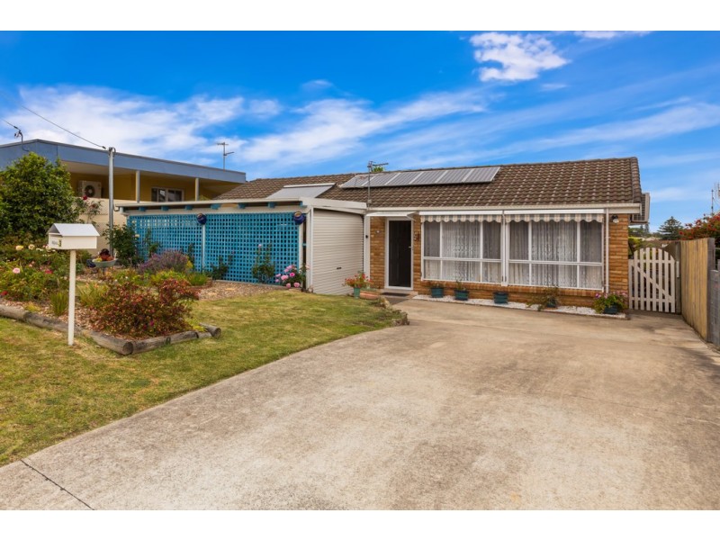 3 Forest Parade, Tomakin NSW 2537
