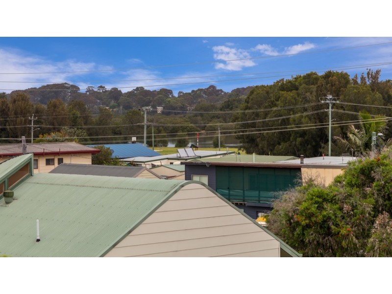 3 Forest Parade, Tomakin NSW 2537