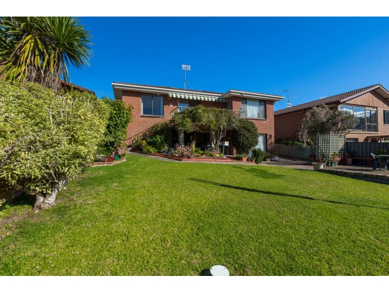 10 Iluka Avenue, Malua Bay NSW 2536