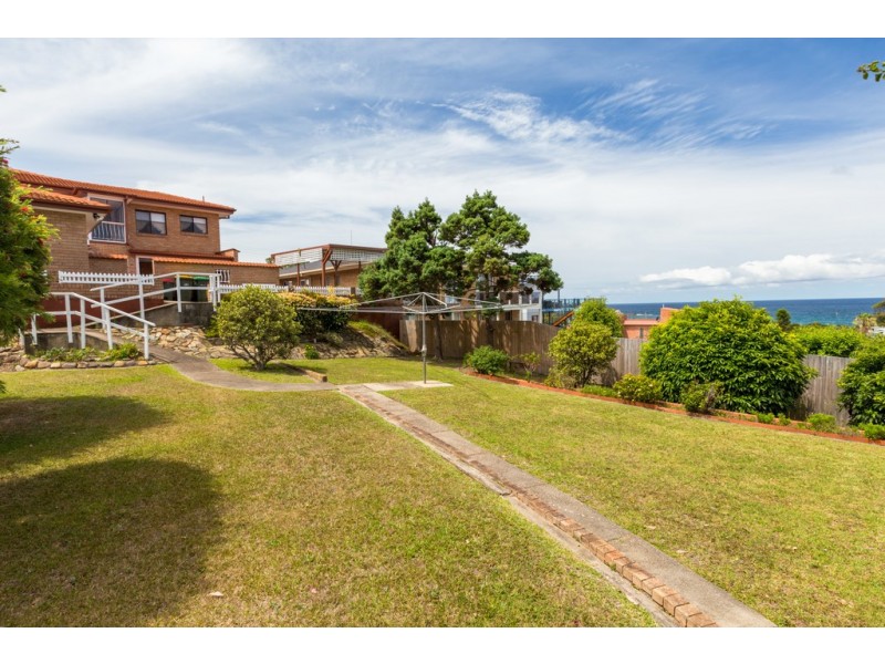 44 Moorong Crescent, Malua Bay NSW 2536
