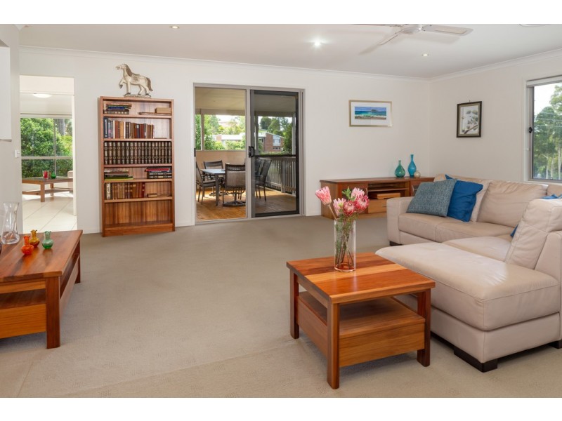 84 Bellbird Drive, Malua Bay NSW 2536