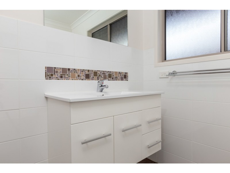 84 Bellbird Drive, Malua Bay NSW 2536