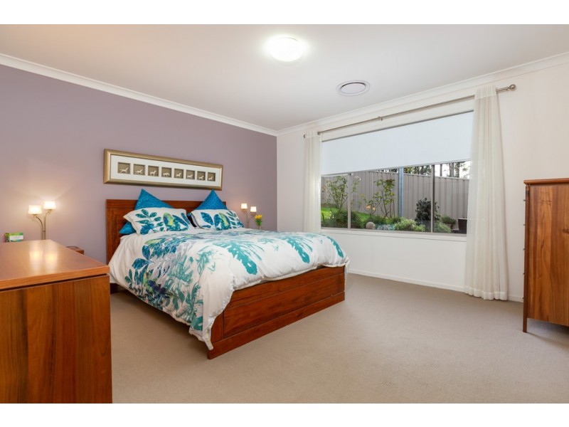 84 Bellbird Drive, Malua Bay NSW 2536