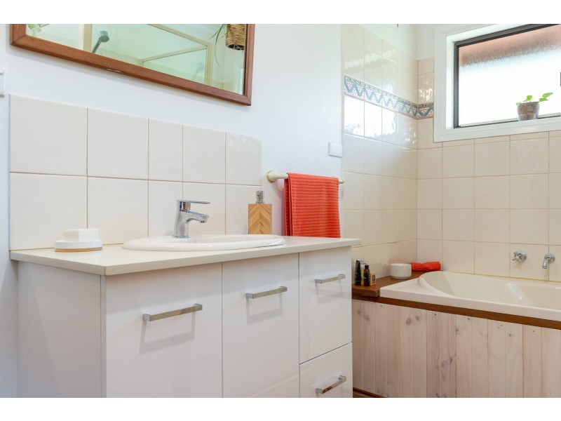 3 Tallwood Crescent, Rosedale NSW 2536