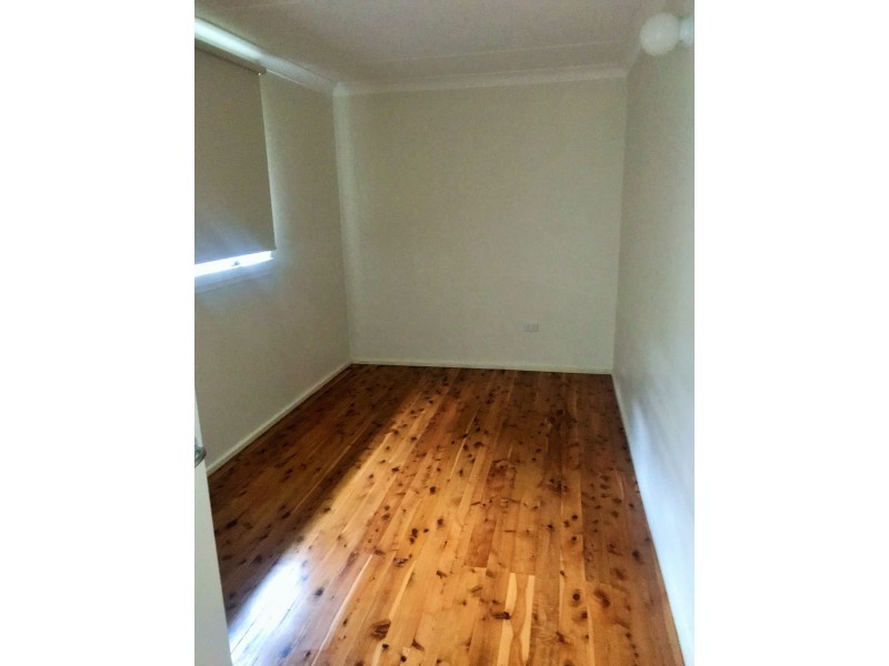 13 Surfside Avenue, Mossy Point NSW 2537