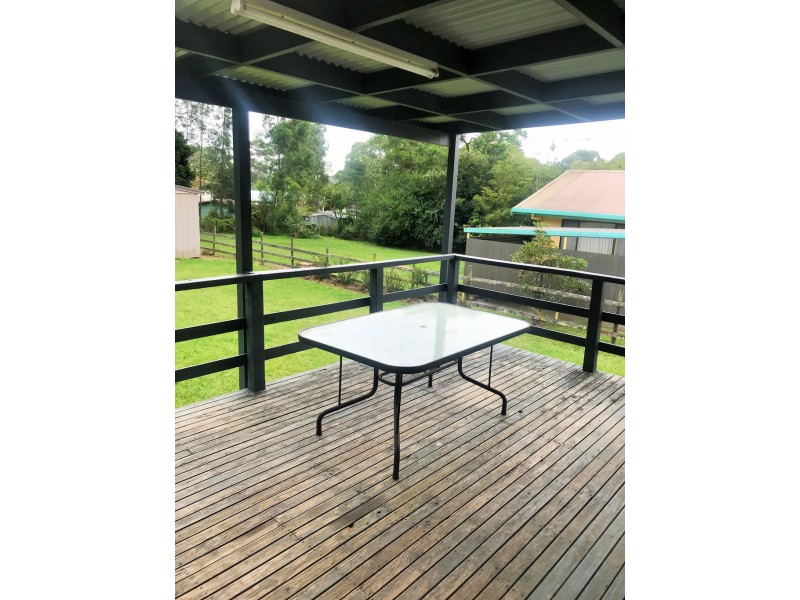 13 Surfside Avenue, Mossy Point NSW 2537