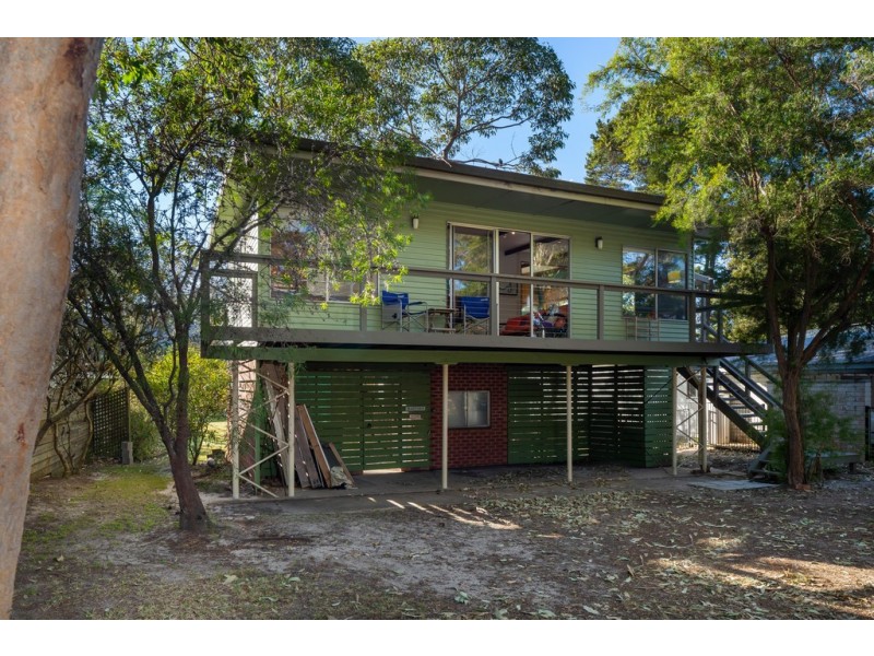 16 Broulee Road, Broulee NSW 2537