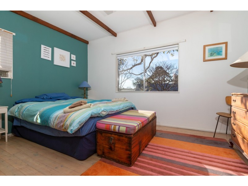 16 Broulee Road, Broulee NSW 2537