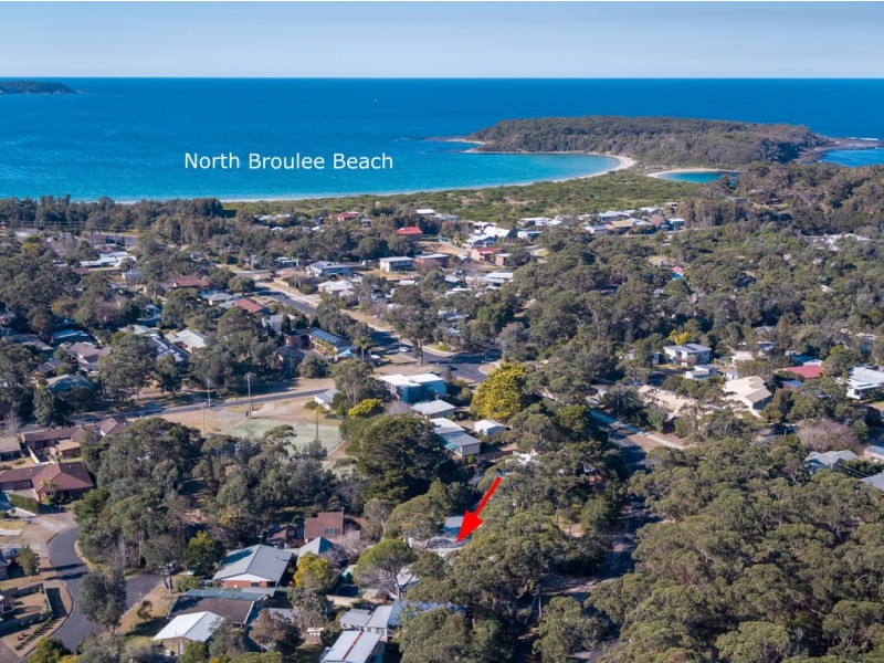 16 Broulee Road, Broulee NSW 2537