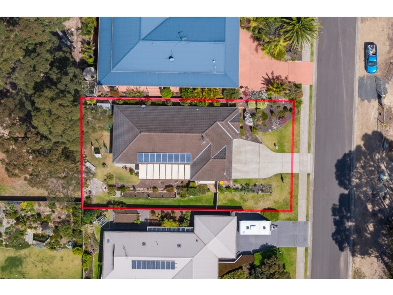 3 Bellbird Drive, Malua Bay NSW 2536