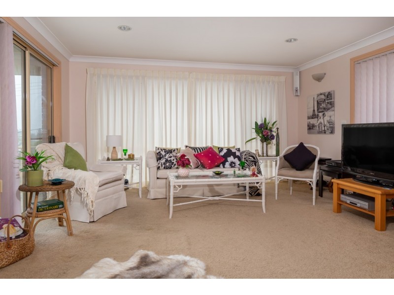 4 Yugura Street, Malua Bay NSW 2536