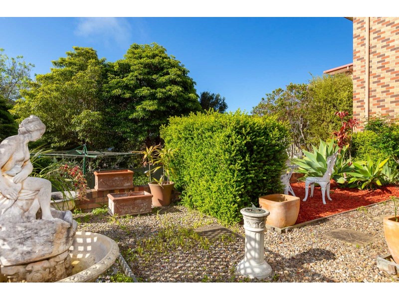 4 Yugura Street, Malua Bay NSW 2536