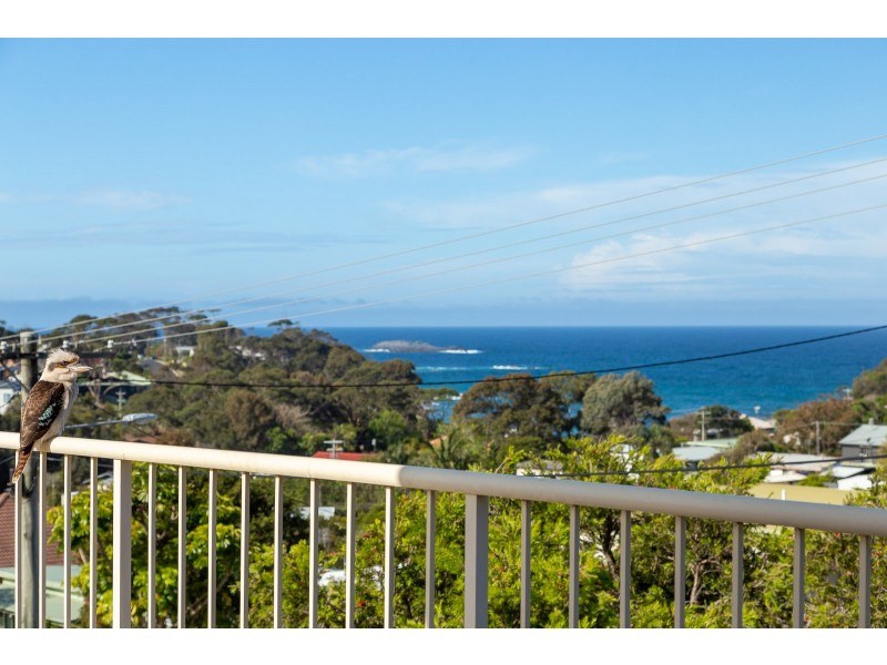 4 Yugura Street, Malua Bay NSW 2536