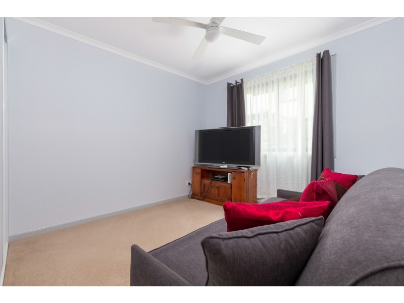 8 Swan Ridge Place, Moruya NSW 2537