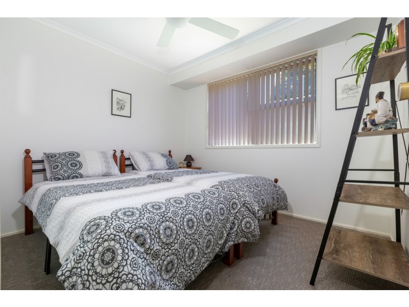 9 Deakin Parade, Tomakin NSW 2537