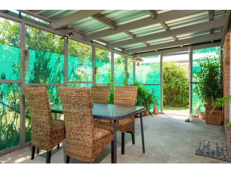 9 Deakin Parade, Tomakin NSW 2537