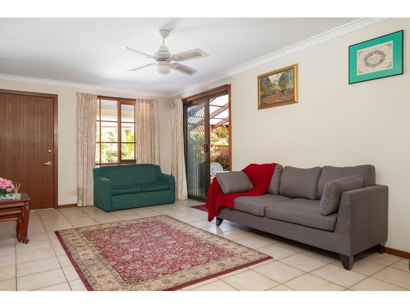 3/11 Eric Fenning Drive, Surf Beach NSW 2536