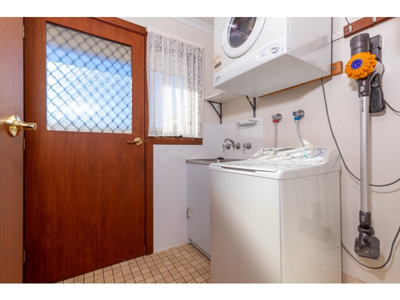 3/11 Eric Fenning Drive, Surf Beach NSW 2536