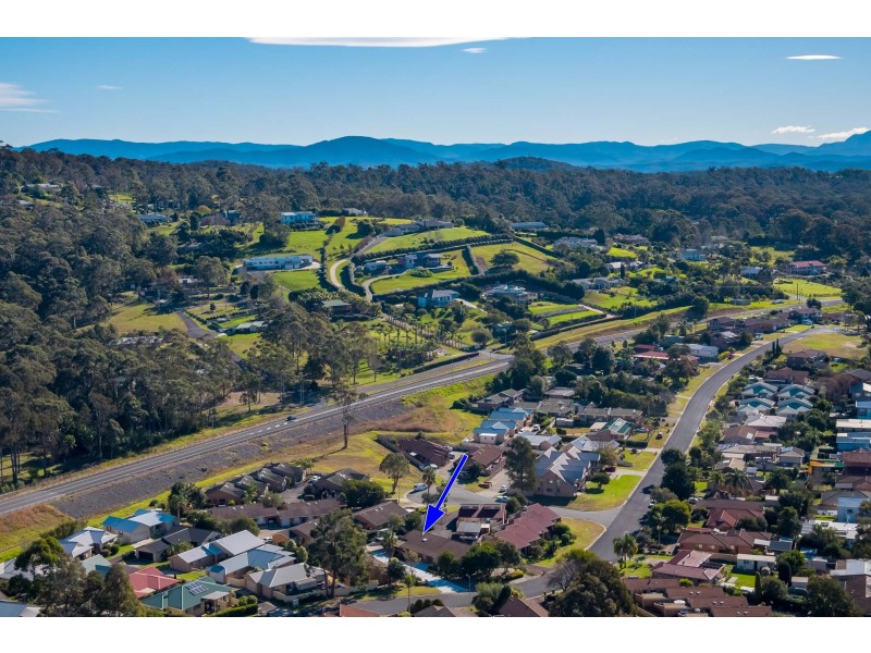 3/11 Eric Fenning Drive, Surf Beach NSW 2536