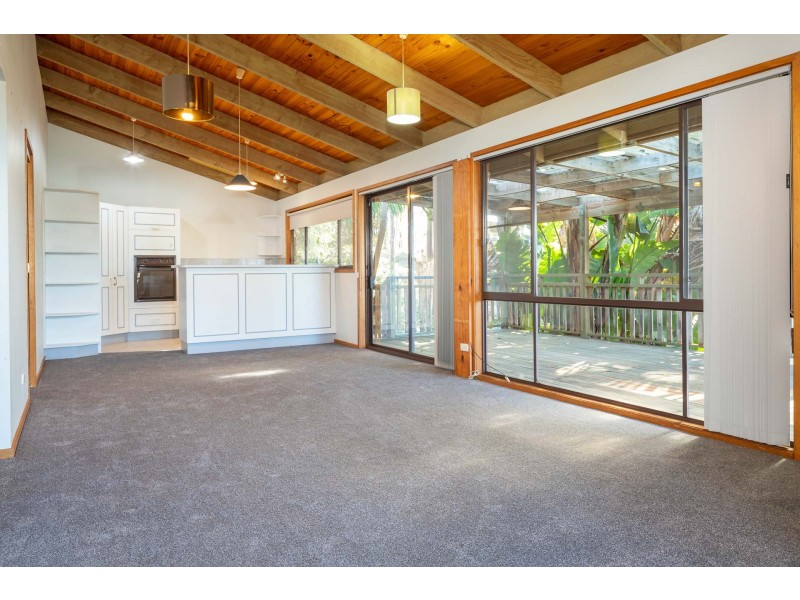 11 Kurrara Close, Malua Bay NSW 2536