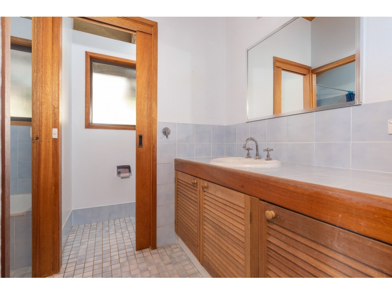 11 Kurrara Close, Malua Bay NSW 2536