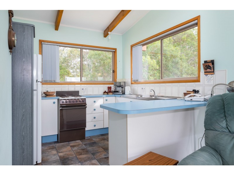 15 Malua Street, Malua Bay NSW 2536