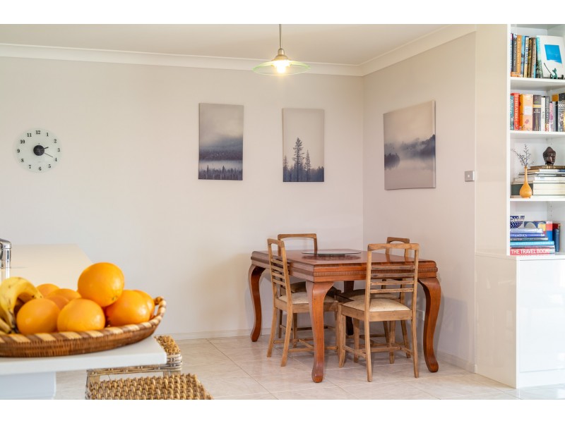 9 Griffiths Run, Broulee NSW 2537