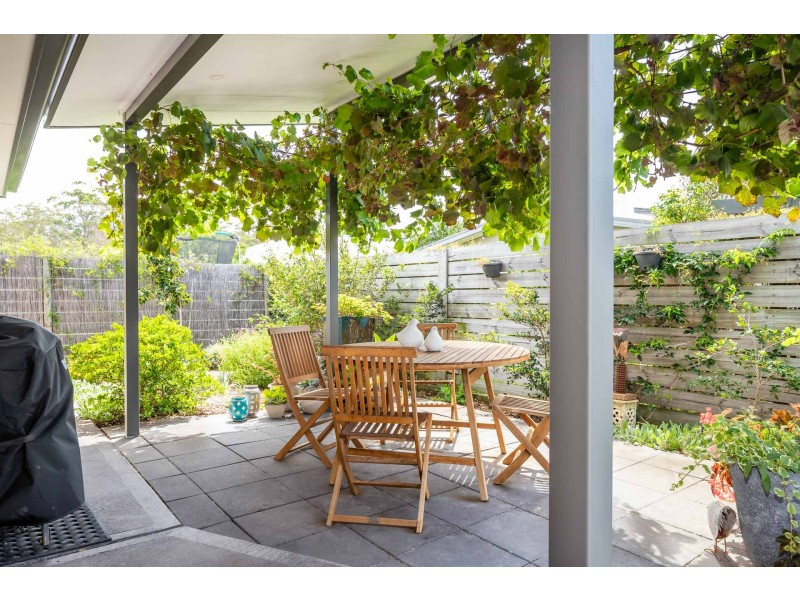 9 Griffiths Run, Broulee NSW 2537