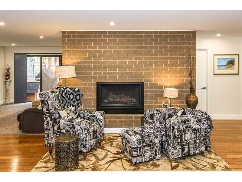 2 Balook Crescent, Malua Bay NSW 2536