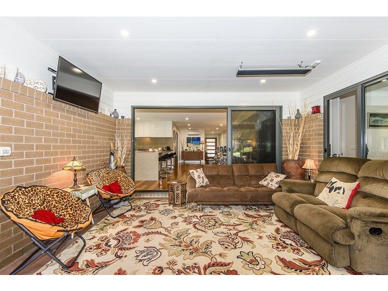 2 Balook Crescent, Malua Bay NSW 2536