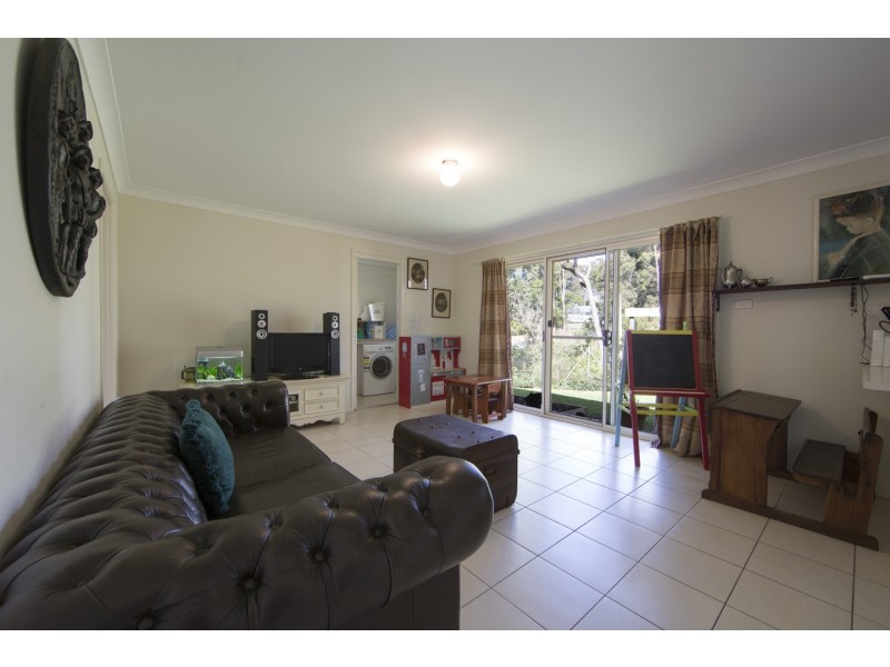 19 Bellbird Drive, Malua Bay NSW 2536