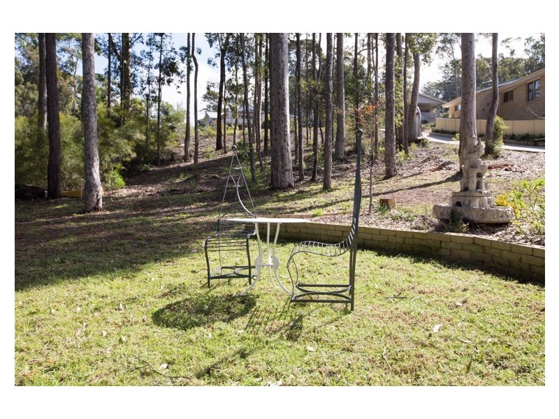 19 Bellbird Drive, Malua Bay NSW 2536