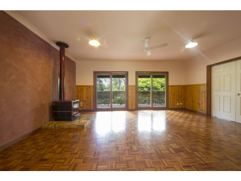 2 Kauzal Crescent, Surf Beach NSW 2536