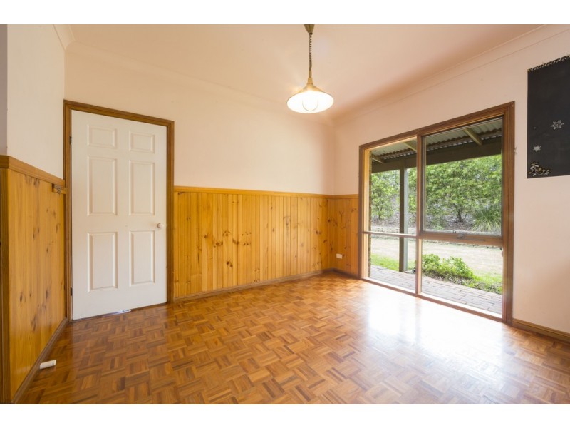 2 Kauzal Crescent, Surf Beach NSW 2536