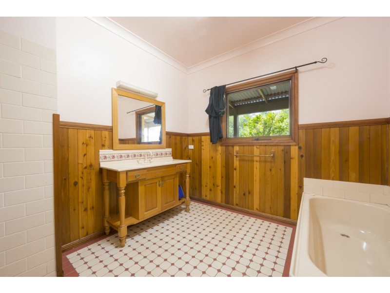 2 Kauzal Crescent, Surf Beach NSW 2536