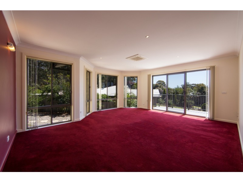 7 Cox Place, Sunshine Bay NSW 2536