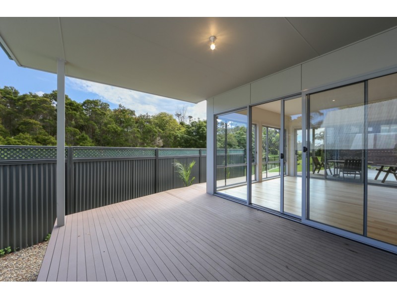 2/14 Wimbin Avenue, Malua Bay NSW 2536