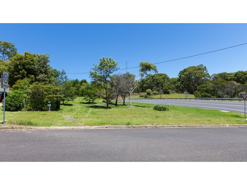 1 Nurla Avenue, Malua Bay NSW 2536