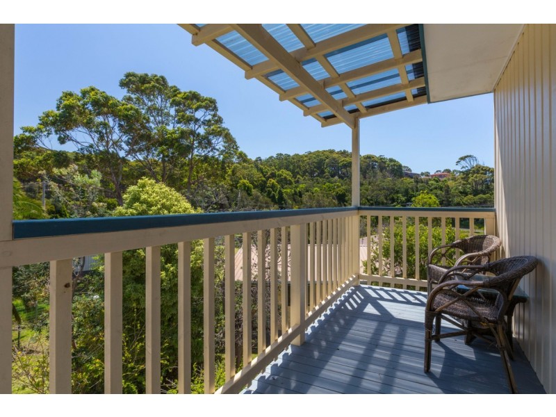 5 Waroo Crescent, Malua Bay NSW 2536