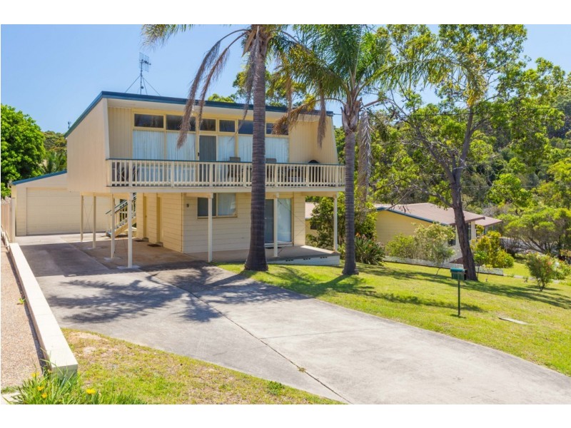 5 Waroo Crescent, Malua Bay NSW 2536