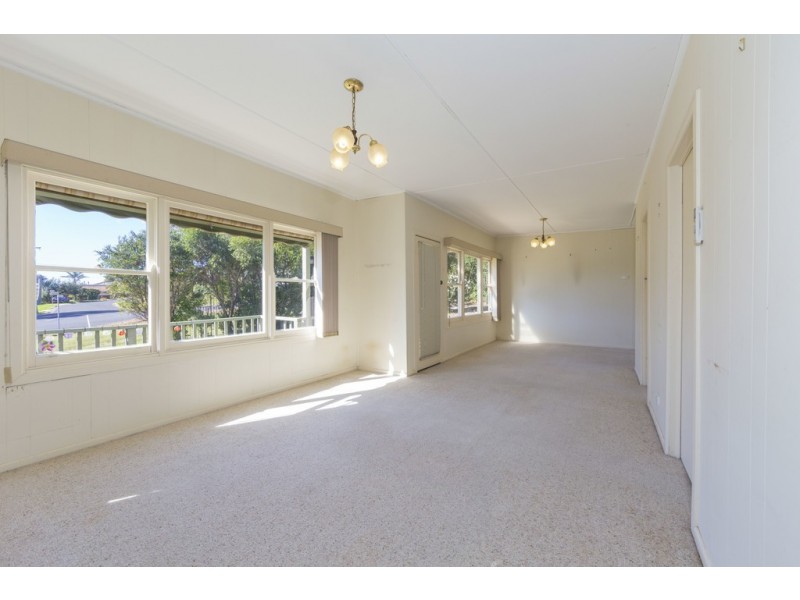 389 George Bass Drive, Malua Bay NSW 2536