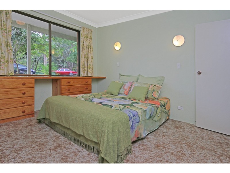 13 Larmer Close, Broulee NSW 2537