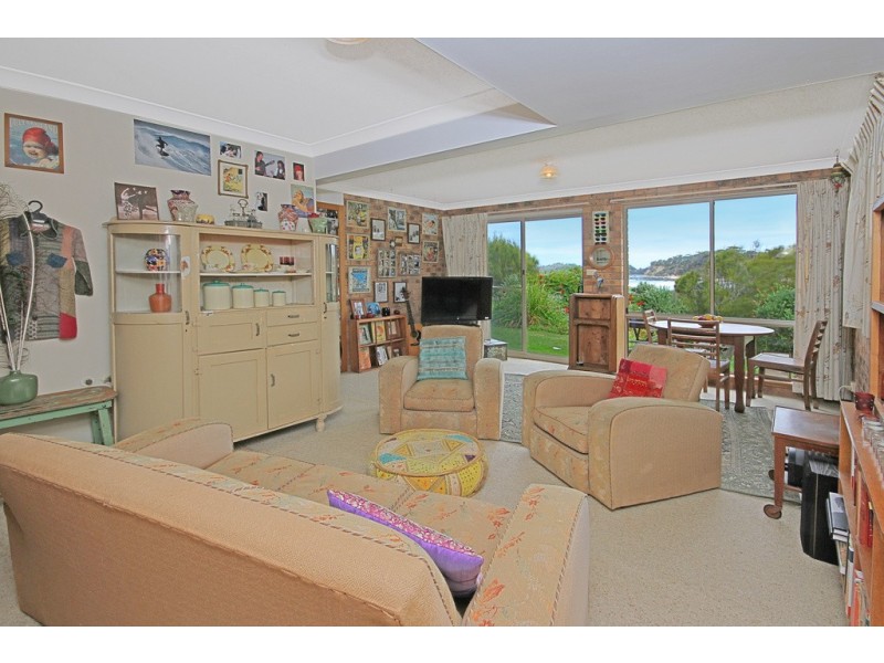 35 Tallawang Avenue, Malua Bay NSW 2536