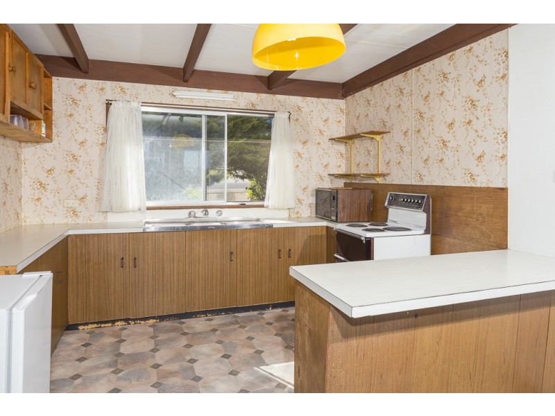 31 Tallawang Avenue, Malua Bay NSW 2536