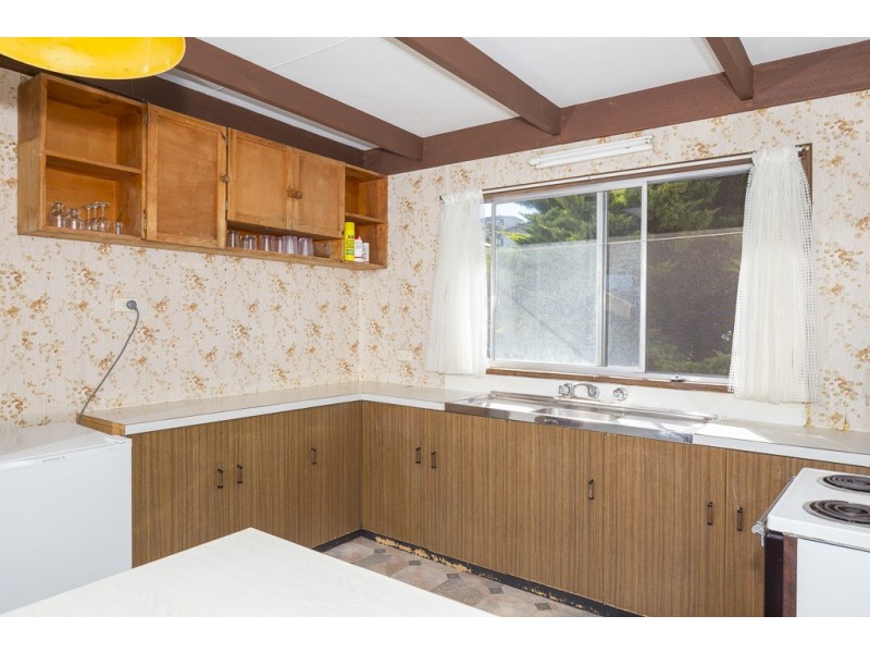 31 Tallawang Avenue, Malua Bay NSW 2536