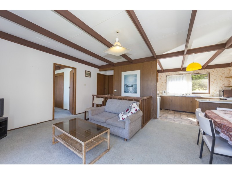 31 Tallawang Avenue, Malua Bay NSW 2536
