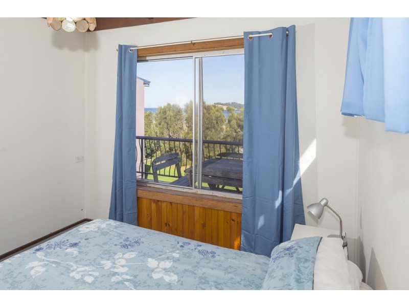 31 Tallawang Avenue, Malua Bay NSW 2536