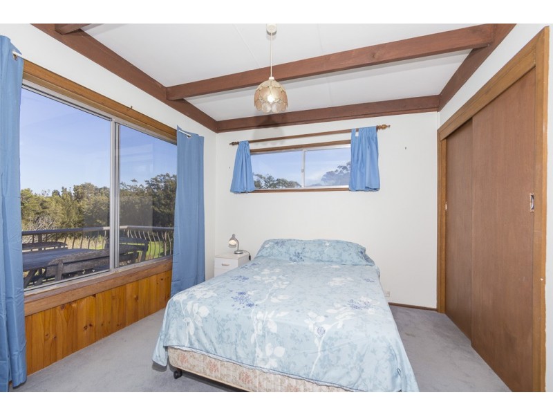 31 Tallawang Avenue, Malua Bay NSW 2536